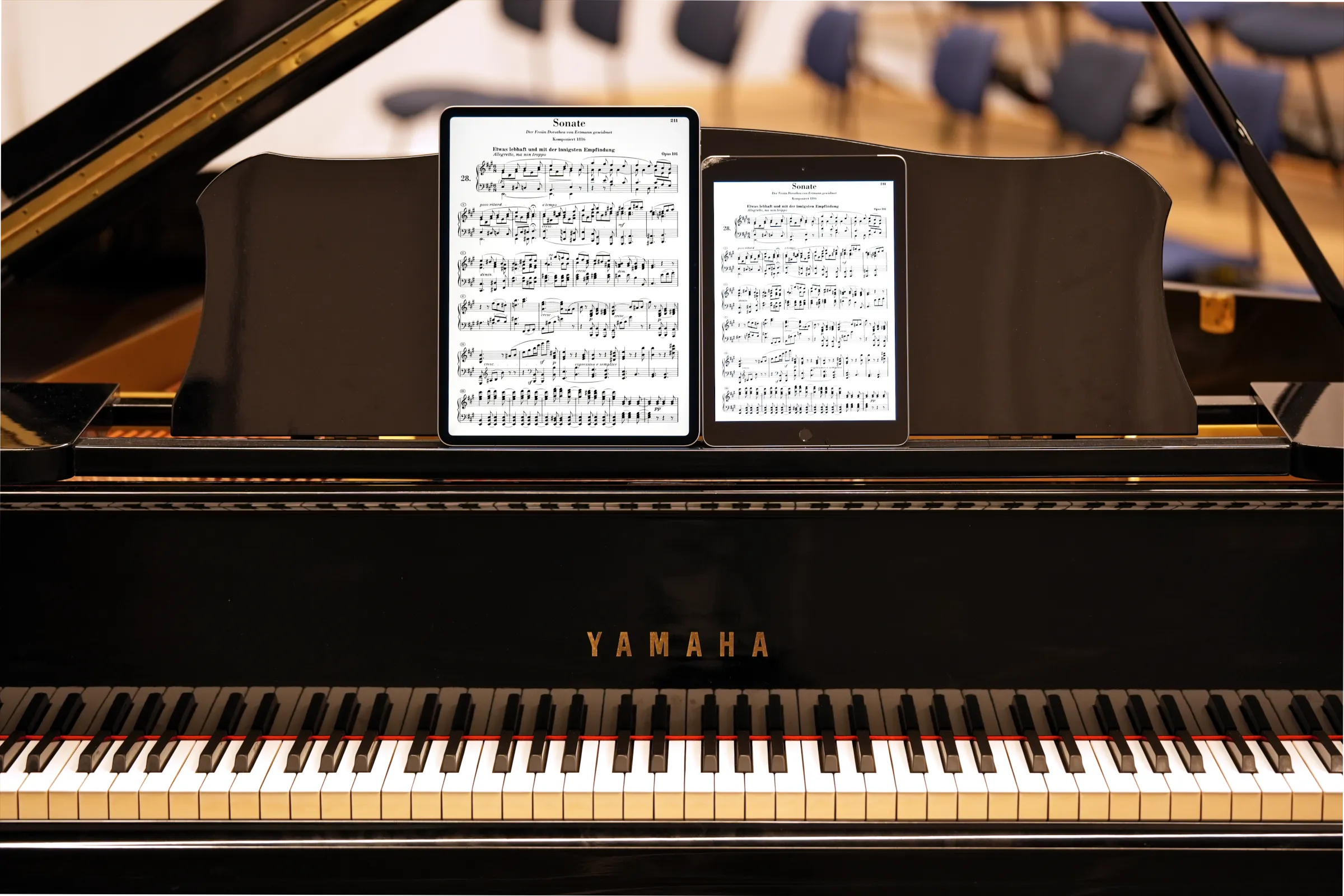 Normal iPad vs larger iPad for sheet music